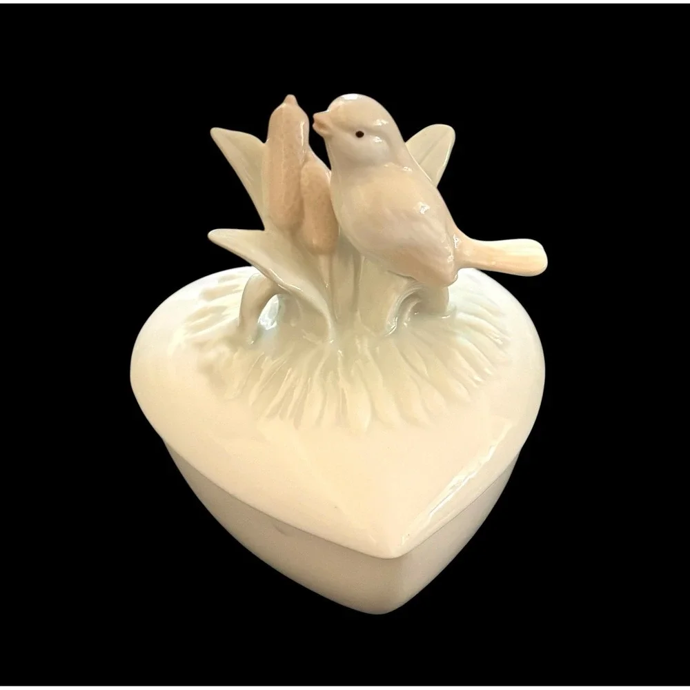 Heart Shaped Porcelain Ring Jewelry Trinket Box Lidded with Bird on Top